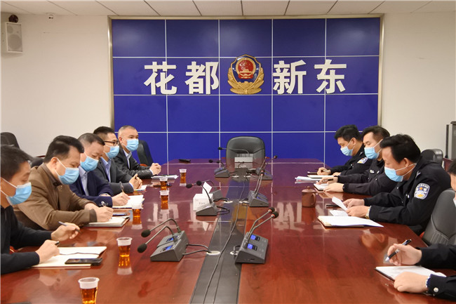 花城街主要领导带队到辖区派出所走访调研.jpg