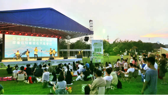“双节”假期，花都接待游客166.59万人次，拉动消费约8.33亿1242.png
