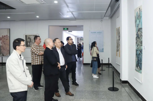 （花都区文化馆）走进“墨韵花都&middot;多彩白云”中国画创作交流展，体验国画艺术的独特魅力440.png